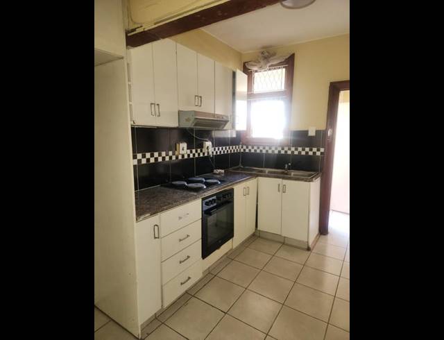 2 BEDROOM PROPERTY TO RENT IN ESSENWOOD